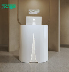 Arne Salon Small Reception Desk