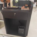 2025 New Wood LED Beauty Salons Reception Counter